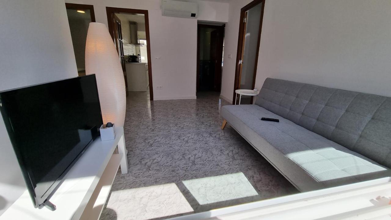 Renovado En Barrio De Pescadores Roses